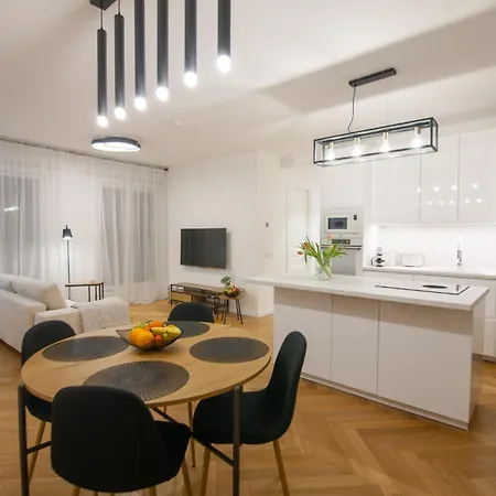 아파트 2 With Sauna And Terrace *